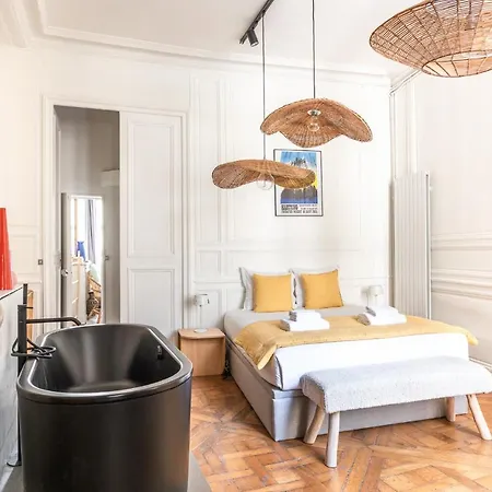 Outstanding Parisian Flat In Heart Of Center * Paris