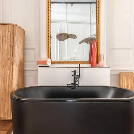 Apartment Outstanding Parisian Flat In Heart Of Center Paris