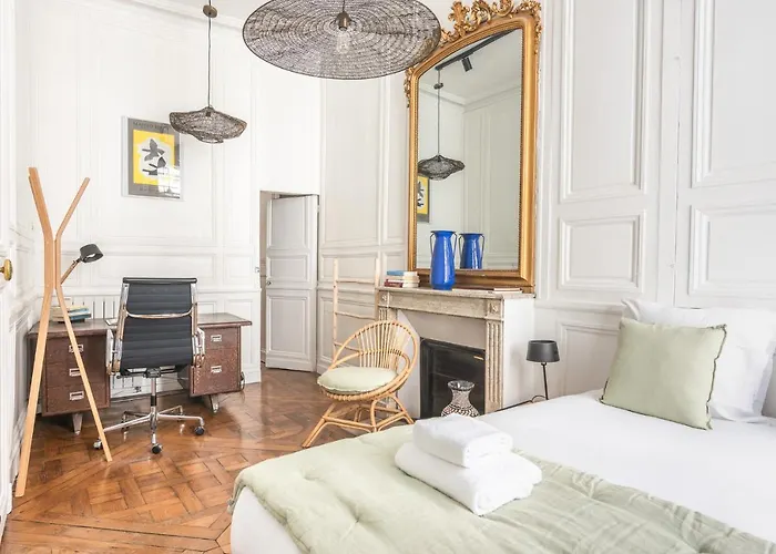 Outstanding Parisian Flat - 4 Guests - Heart Of Center Apartment *