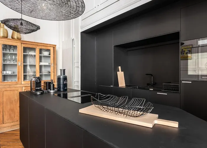 Outstanding Parisian Flat - 4 Guests - Heart Of Center