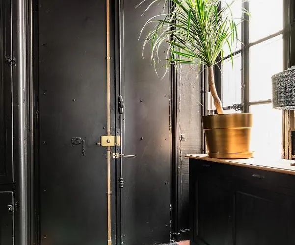 Outstanding Parisian Flat - 4 Guests - Heart Of Center *